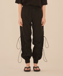 SHIRRING SETUP JOGGER PANTS (BLACK)