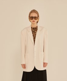 OVERSIZE THREE BUTTON SETUP JACKET (WHITE)