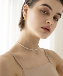 sophia small pearl necklace