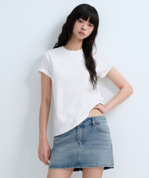 무신사 스탠다드 우먼(musinsastandardwoman) 우먼즈 베이식 크루 넥 반팔 티셔츠 [화이트]