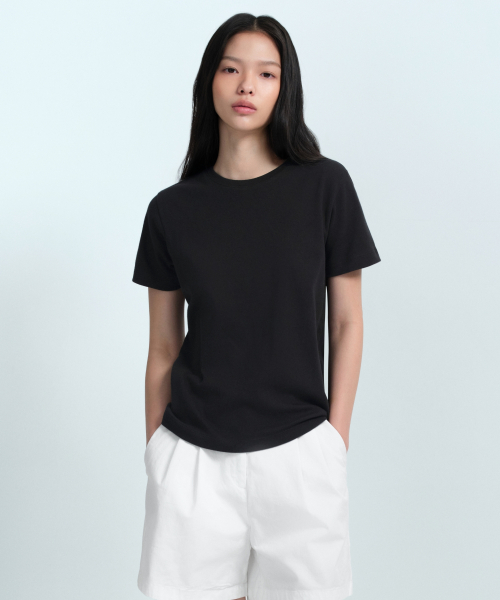 무신사 스탠다드 우먼(musinsastandardwoman) 우먼즈 베이식 크루 넥 반팔 티셔츠 [블랙]