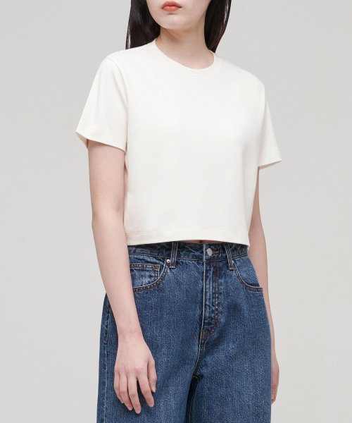 무신사 스탠다드 우먼(musinsastandardwoman) 우먼즈 크루 넥 크롭 반팔 티셔츠 [크림]