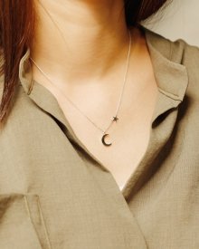 New moon necklace (실버925)