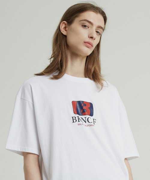 블라쿤(blakoon) 심볼 로고 반팔티셔츠 (화이트)