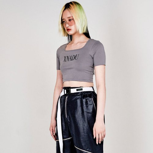 제너두웍스(xnaduworks) 레터링 스퀘어넥 반팔 크롭티 그레이