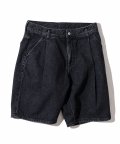 one tuck denim shorts black washed