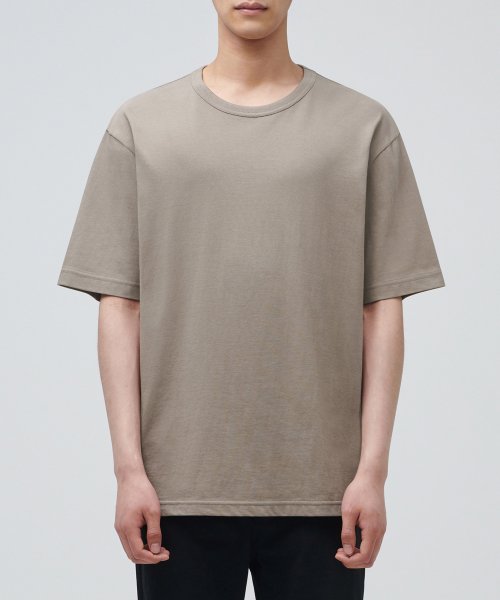 무신사 스탠다드() 릴렉스 핏 크루 넥 티셔츠 [다크 베이지] 상품 이미지