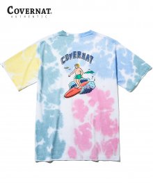 REDBULL HOMMAGE TIEDYING SURFERMAN TEE