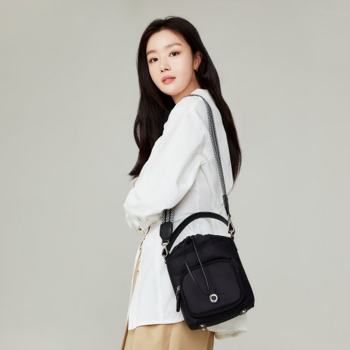세인트스코트(SAINT SCOTT) 알렉시아 미디움 버킷백 - 사이즈 & 후기 | 무신사