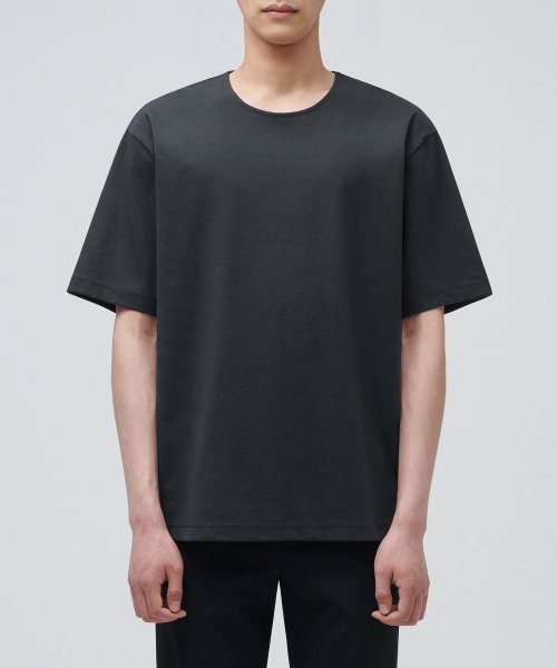 무신사 스탠다드() 폰테 릴렉스 핏 크루 넥 티셔츠 [다크 그레이] 상품 이미지