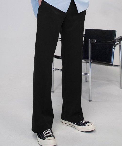 시그니처(signature) 세미 부츠컷 슬랙스 [블랙]