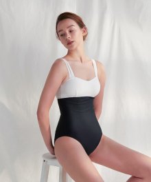 20 Marion One Piece - Off White / Black