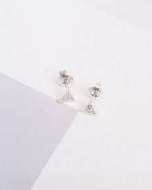 Triangle cubic earring (실버925)