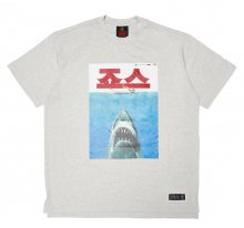 (CALIPHASH x UNIVERSAL) JAWS Poster TEE_M