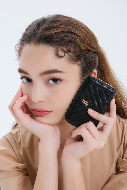 제이에스티나() JOELLE QUILTING 지퍼카드지갑 BK(JSNCSF0BF333BK010) 상품 이미지