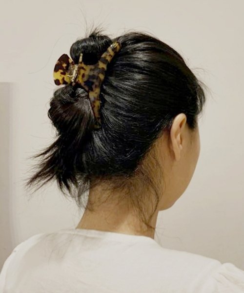 [LOVE ME MONSTER] Leopard Hair Clip 全2色 LOVE ME MONSTER(ラブミーモンスター)のレディース ヘア