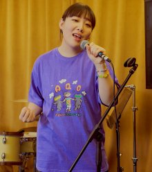 AQO X MOONCHI HAPPY T-SHIRTS PURPLE