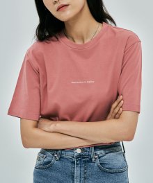 여성 레귤러 핏 프린트 티셔츠 다크 핑크