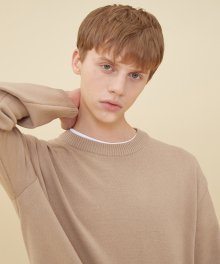 SEMI OVER-FIT ROUND NECK SWEATER_MOCHA