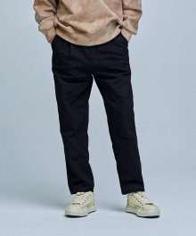 CARPENTER ONE TUCK PANTS _ BLACK