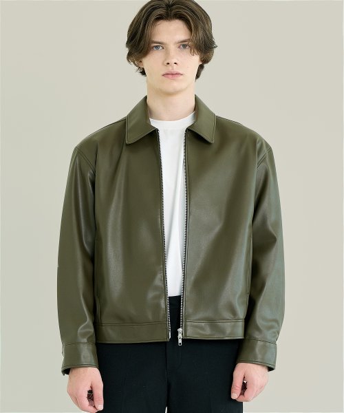 Минималистичная кожаная куртка Khaki