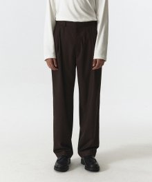 WIDE TWO TUCK SLACKS MEN JA [BROWN]