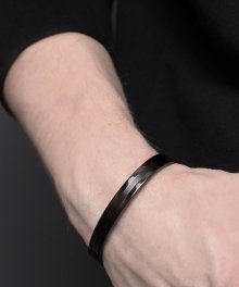 SCB093 Layered black bracelet