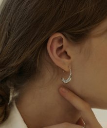 modern oval earring E022