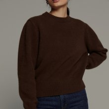 Round wool knit brown