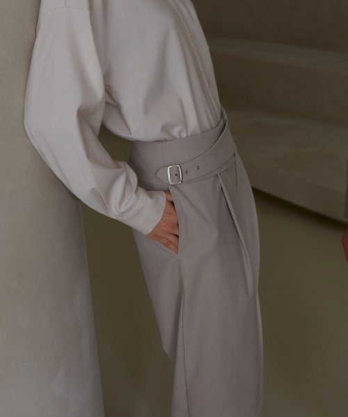 широкие BELTED шерсть SLACKS-OATMEAL