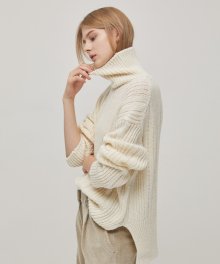 Alpaca-blend Turtleneck knit - Ivory