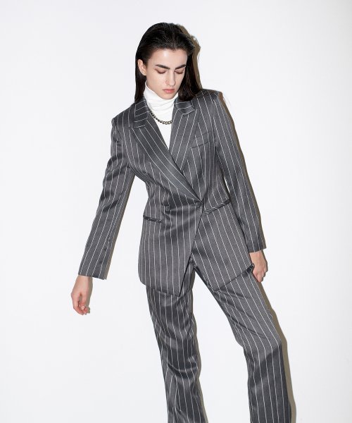 Not a Cliche tailoкрасный жакет Stripe серый]