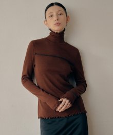 BROWN LOTA STITCH DETAILED TOP