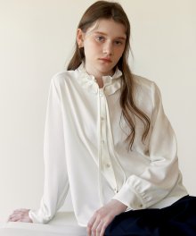 Noble Collar Blouse_Ivory