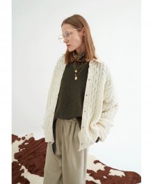 Lambs-wool knit jaket