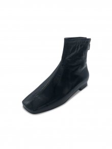 WILLY BOOTS BLACK PATENT