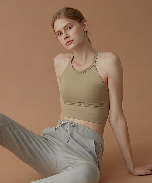 Essential crop танк Vogue