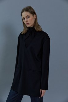 V-neck wool top (Black)