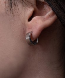 [써지컬스틸] BR28 Cylinder clutch bold round earrings