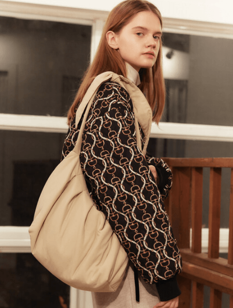 일일오구스튜디오(1159STUDIO) A3 PADDING DUMPLINGS BAG_IV - 49,600 | 무신사 스토어