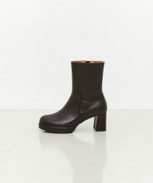 PLATFORM ANKLE BOOTS IN BROWN