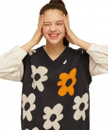 Flower V Neck Knit Vest [NAVY]