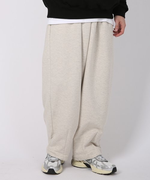 포윗(powit) 벌룬 와이드 이지 트레이닝 스웨트팬츠(오트밀)