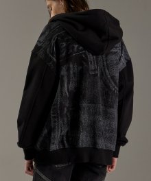 BACKGROUND POINT-OUT HOOD ZIP BLACK
