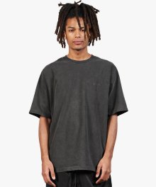 PIGMENT DYE LOGO TEE - DARK GREY