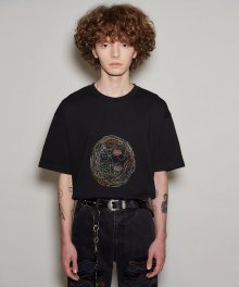 유니섹스 스마일 어스 엠보더리 티셔츠 atb524u(BLACK)