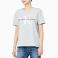 [CK] 여 J216394 P01 라이트 그레이 스트레이트핏 모노그램 로고 반팔 티셔츠