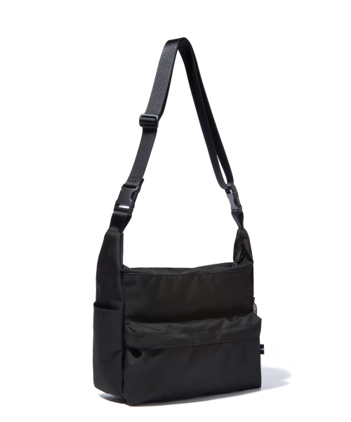 디포쉬(butdeep) 022 베리어스 백 스몰-블랙