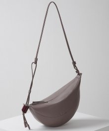 fling bag(Earl grey)_OVBAX21001WGR