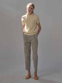 Tapered trousers (khaki)